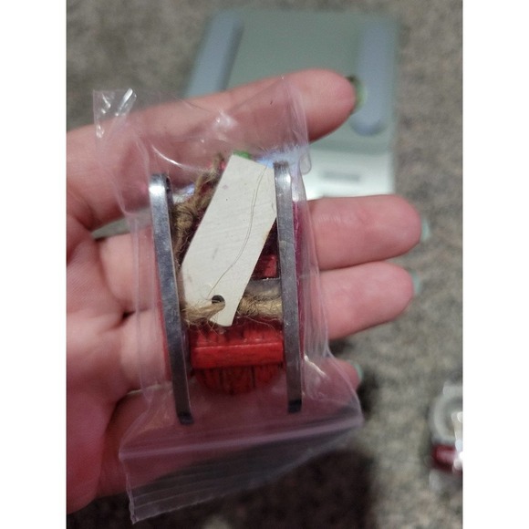 Chloe Christmas ornament - Picture 3 of 3